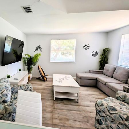 Tropical Retreat B Apartment Clearwater Beach Exterior photo